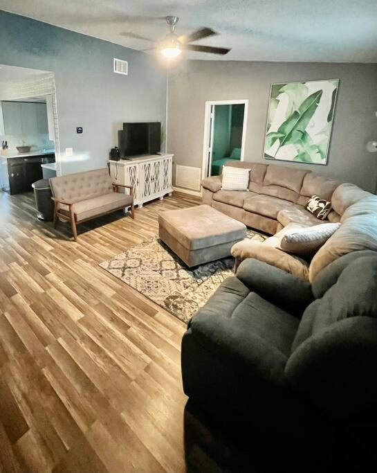 Pinebrook Home Close To Beach لارغو المظهر الخارجي الصورة
